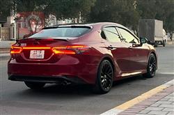 تۆیۆتا کامری